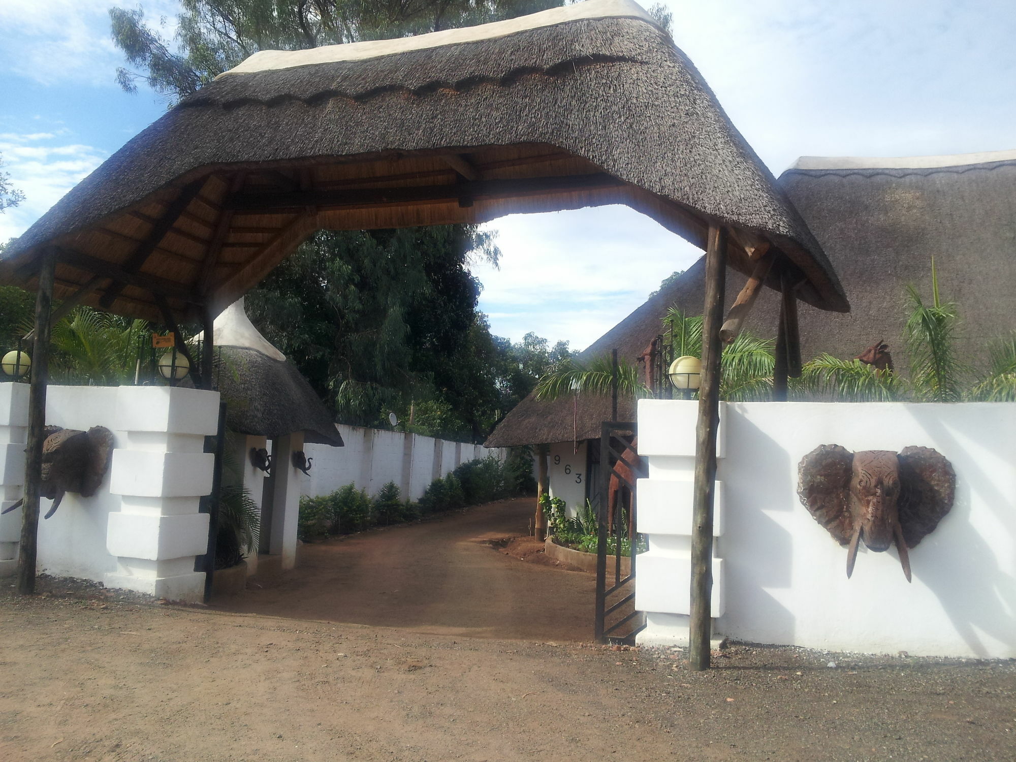 Ngoma Zanga Lodge Livingstone Exterior foto